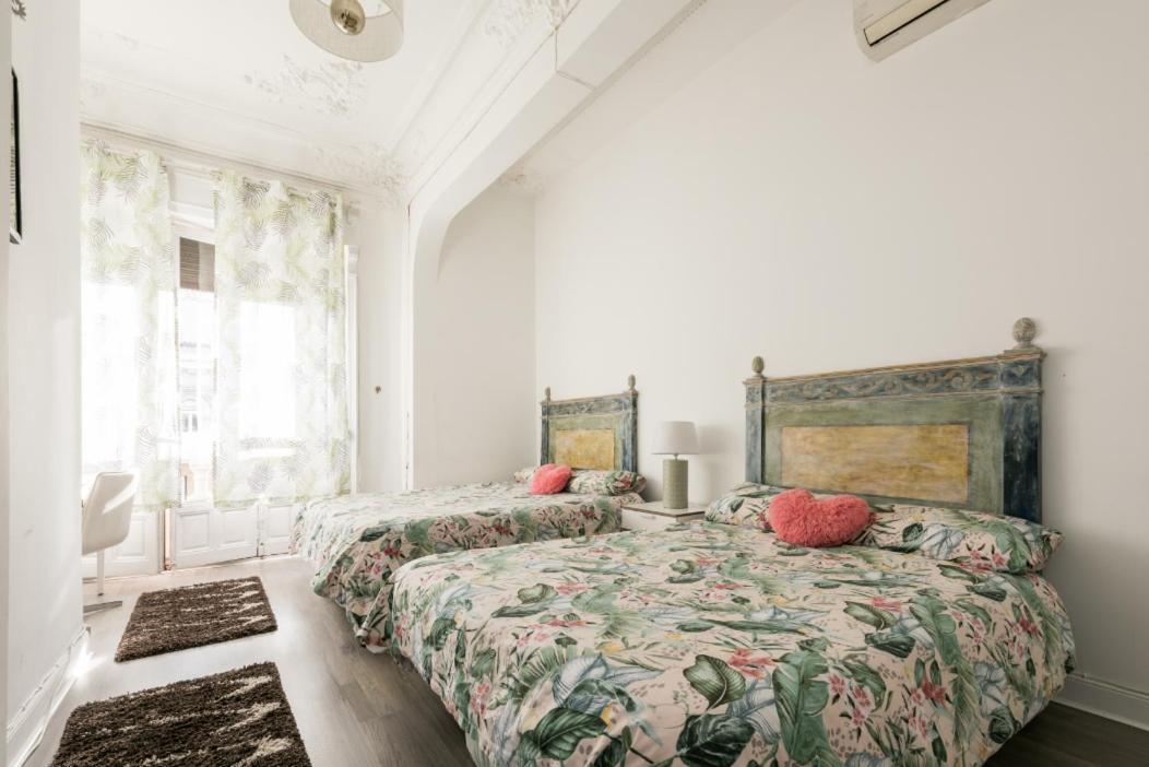 M&F 7 Rooms/7 Bathrooms Over Gran Via Madrid Eksteriør billede