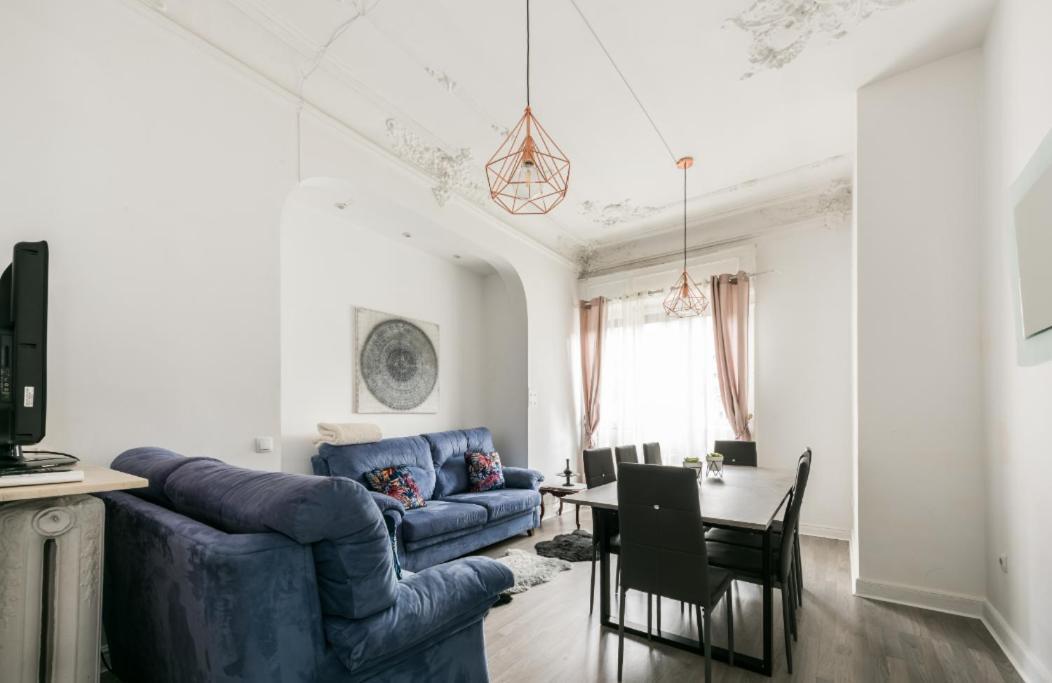 M&F 7 Rooms/7 Bathrooms Over Gran Via Madrid Eksteriør billede
