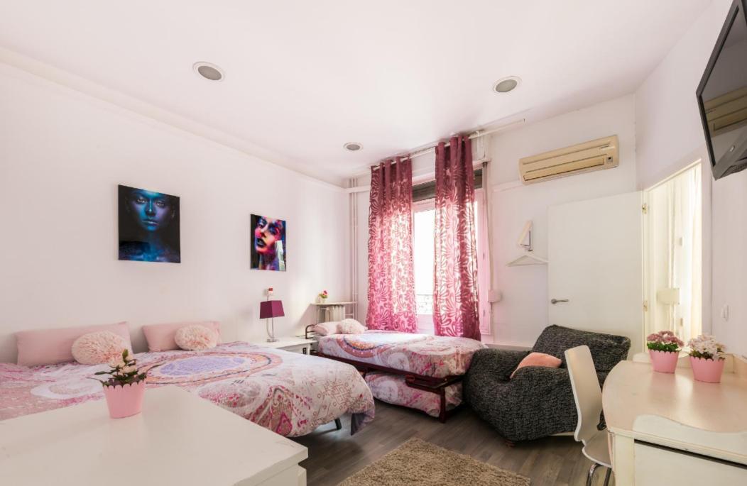 M&F 7 Rooms/7 Bathrooms Over Gran Via Madrid Eksteriør billede