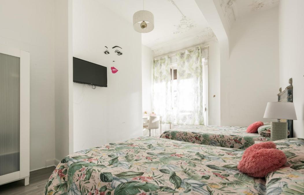 M&F 7 Rooms/7 Bathrooms Over Gran Via Madrid Eksteriør billede