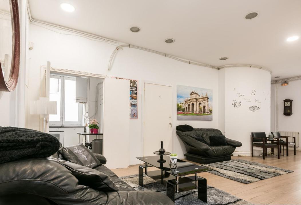 M&F 7 Rooms/7 Bathrooms Over Gran Via Madrid Eksteriør billede