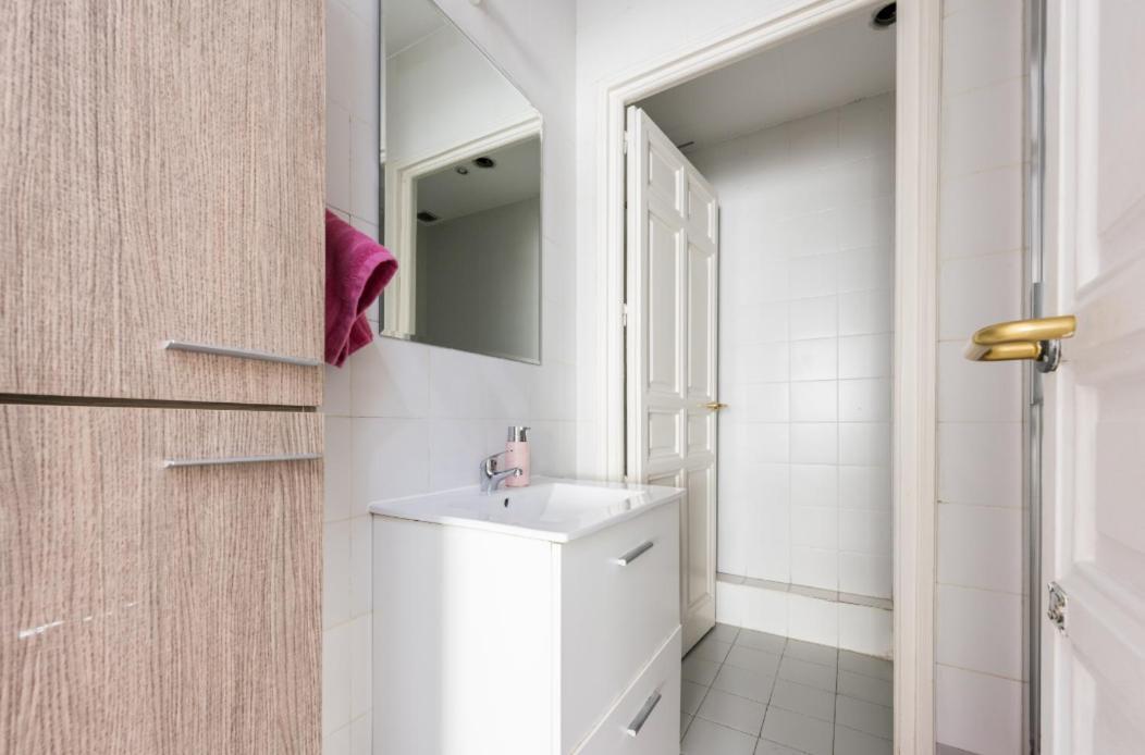 M&F 7 Rooms/7 Bathrooms Over Gran Via Madrid Eksteriør billede
